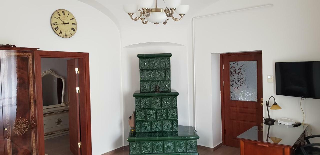 My-Lord Luxapartman Еґер Екстер'єр фото